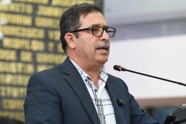 Chihuahua pide revertir recortes a CONAFOR para combatir incendios