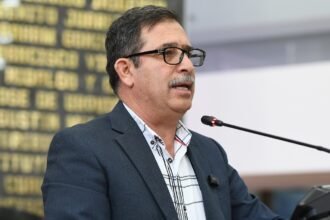 Chihuahua pide revertir recortes a CONAFOR para combatir incendios