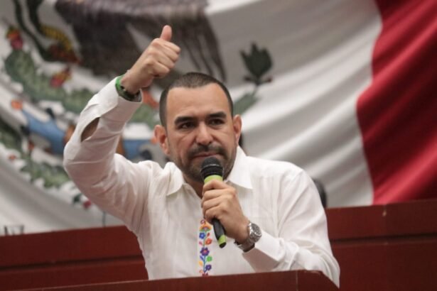 Agustín Alonso defiende voto ciudadano y plurinominales en debate