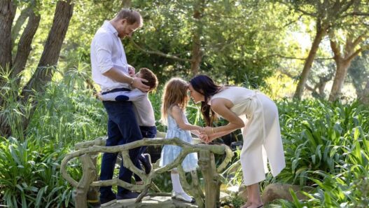Meghan Markle comparte foto inédita de Harry y sus hijos por el Día del Padre