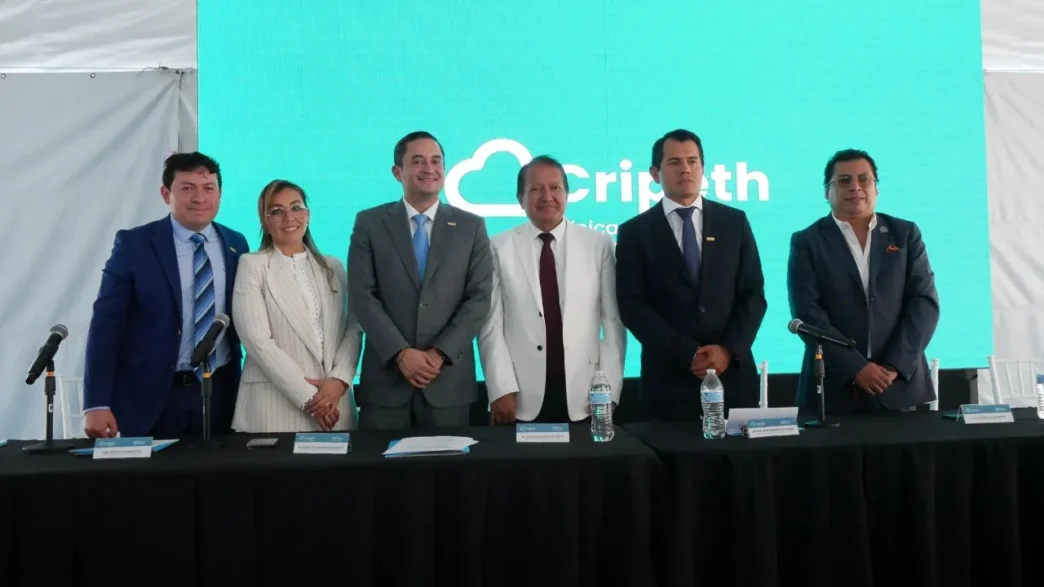 Universidad IPETH abre clínica dental de alta tecnología en Puebla