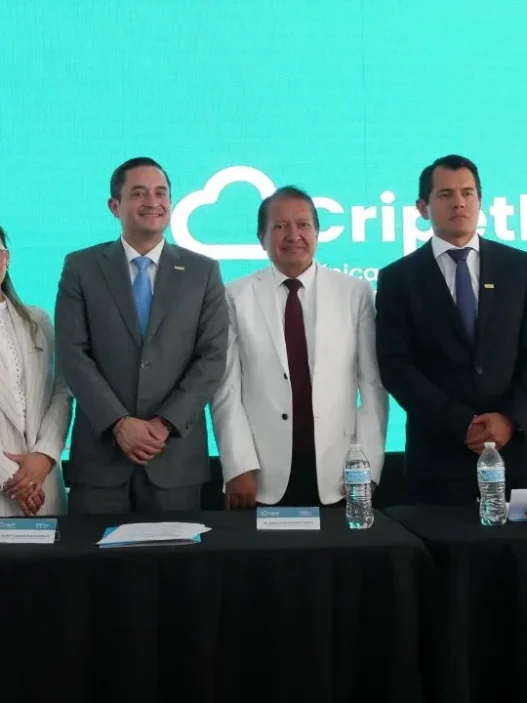 Universidad IPETH abre clínica dental de alta tecnología en Puebla